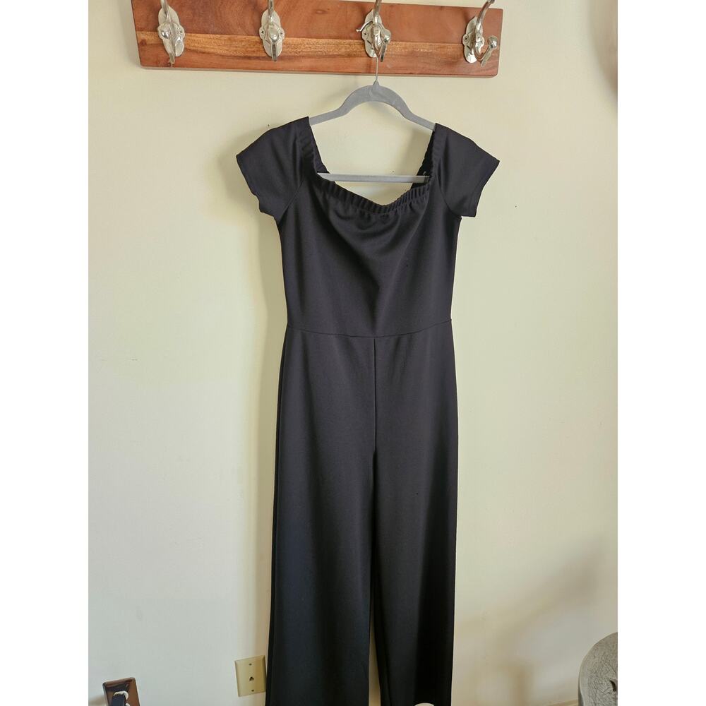 Lulus Black Off-Shoulder Jumpsuit – Size Large